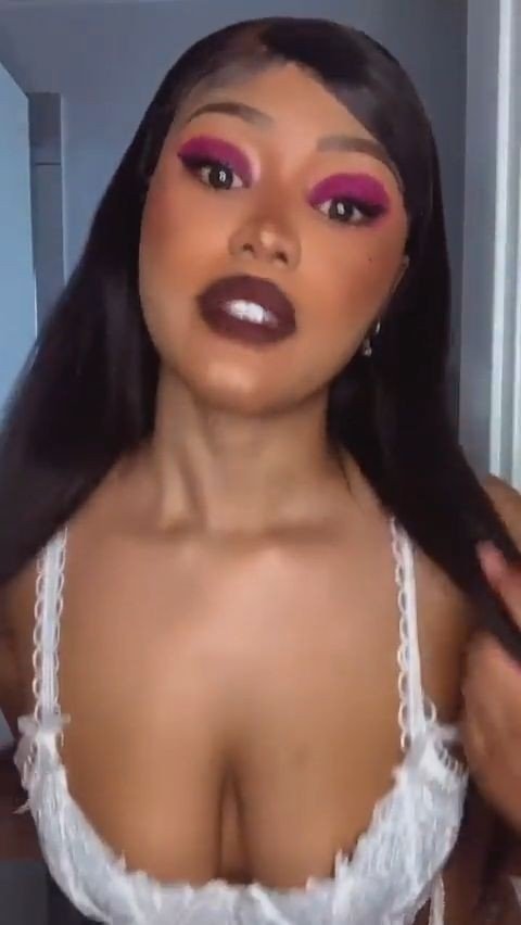 This body works for me showmax porn star fuck a toy.