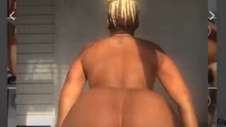 Boiky twerk nude