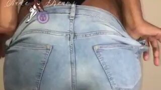 Nude dream sa onlyfans model strip tease.