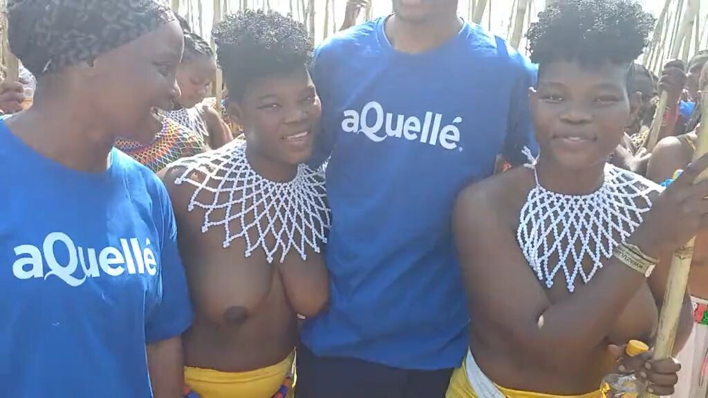 Qwabe twins trending video on twitter.