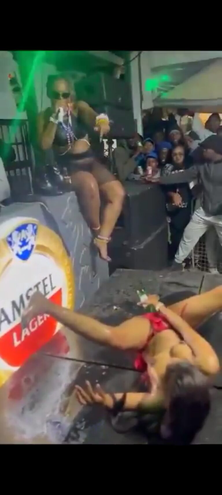 Zodwa wabantu latest video on twitter.