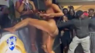 Zodwa wabantu latest video dancing nude live on stage!