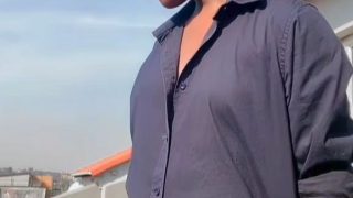 Zulu girl pussy flashing!